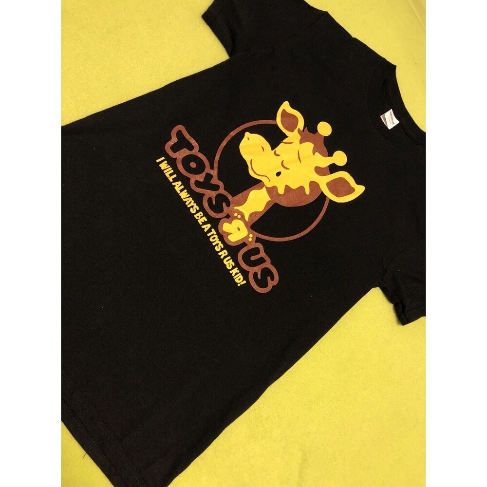 ToysRUs Toys R Us Geffory The Giraffe T-Shirt Navy Toy Store Ad Icon